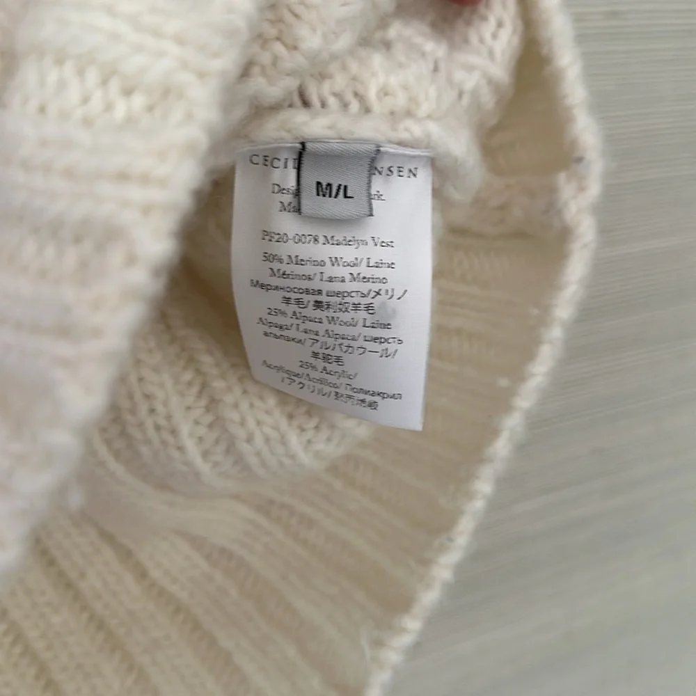 Cecelie Bahnsen Cable Knit Vest - Ecru - Picture 4 of 5